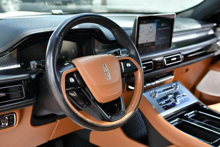 2020 Lincoln Navigator 4th Gen - Image 5 of 14