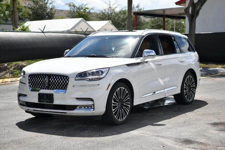 2020 Lincoln Navigator 4th Gen - Image 4 of 14
