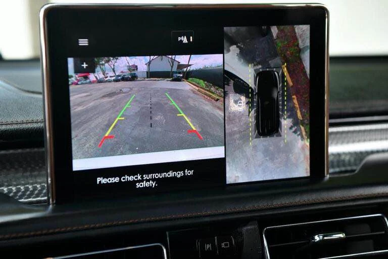 2020 Lincoln Navigator 4th Gen - Image 11 of 14