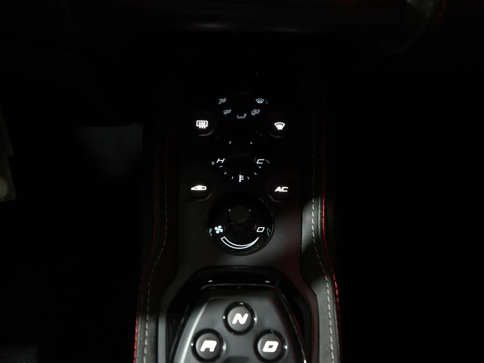 2020 Lotus Evora GT - Image 17 of 18