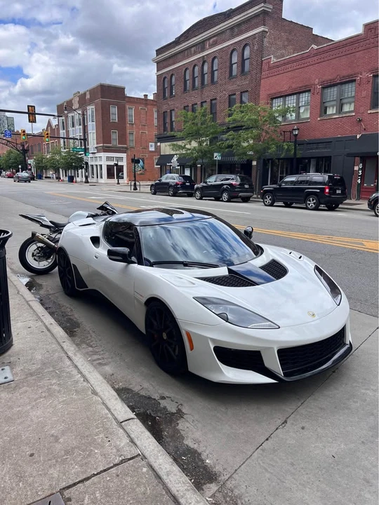 2020 Lotus Evora GT - Image 8 of 17