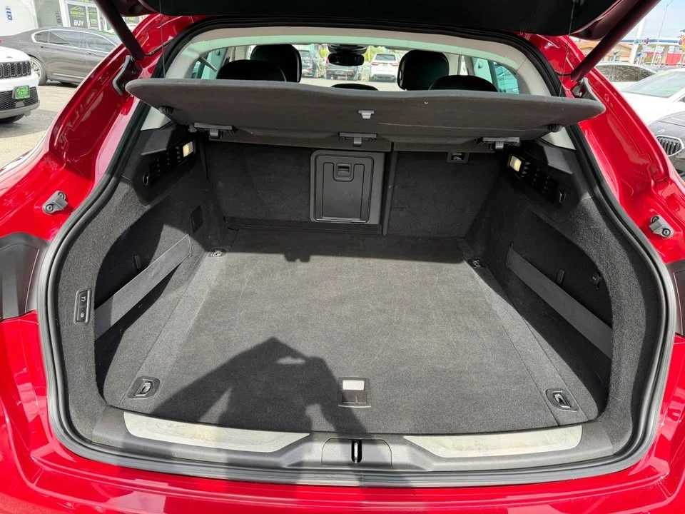 2020 Maserati Levante - Image 10 of 20