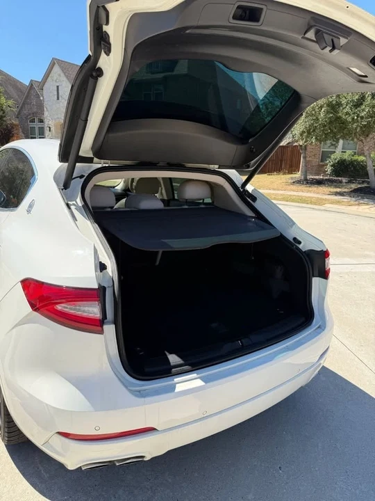 2020 Maserati Levante - Image 17 of 20