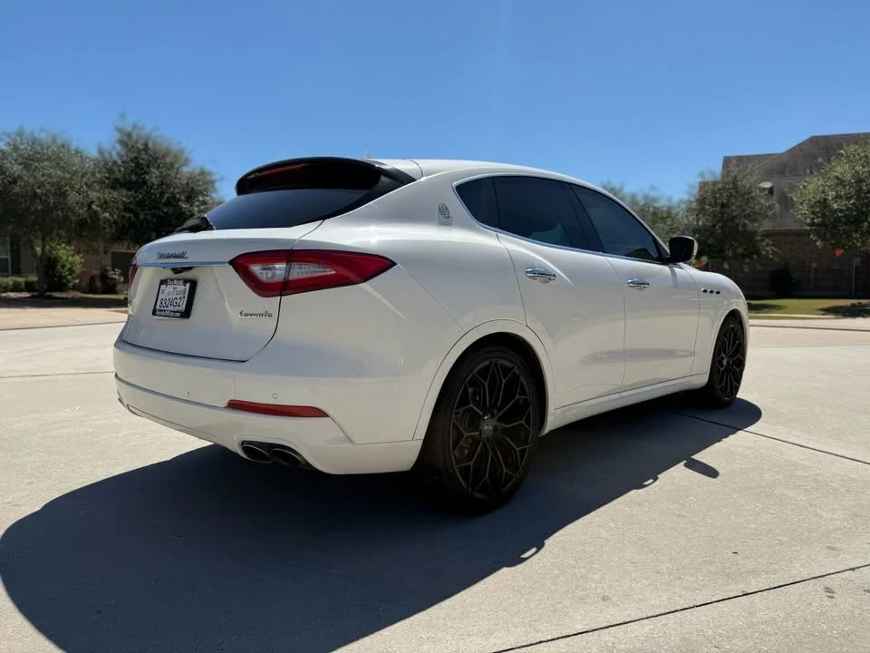 2020 Maserati Levante - Image 13 of 20