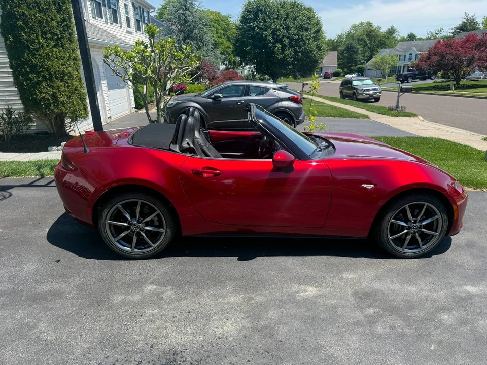 2020 Mazda ND MX-5 Miata - Image 9 of 17