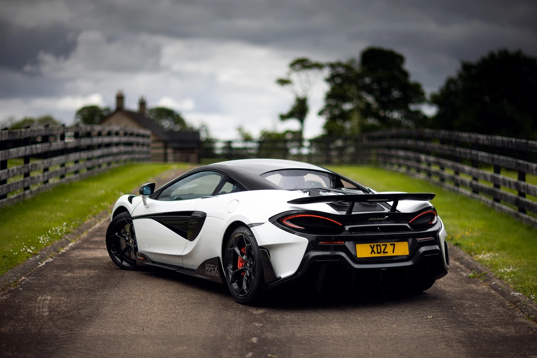 2020 McLaren 600LT - Image 14 of 31