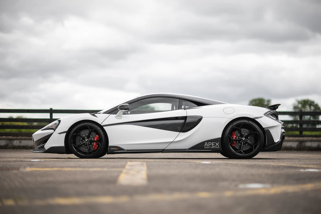 2020 McLaren 600LT - Image 27 of 31