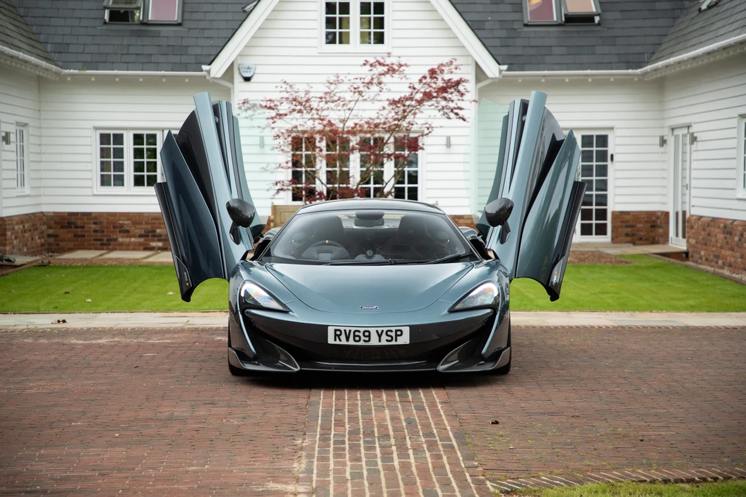 2020 McLaren 600LT - Image 17 of 31