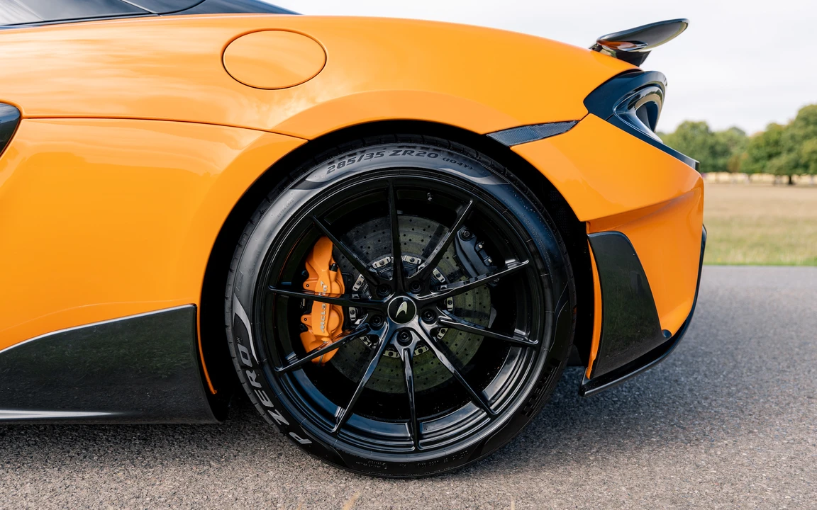2020 McLaren 600LT Spider - Image 18 of 31