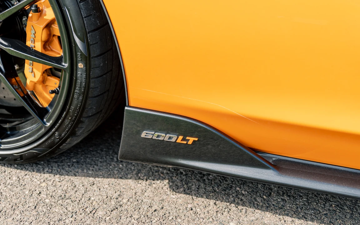 2020 McLaren 600LT Spider - Image 26 of 31