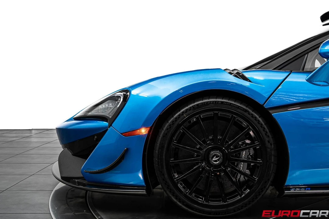 2020 McLaren 620R - Image 19 of 31