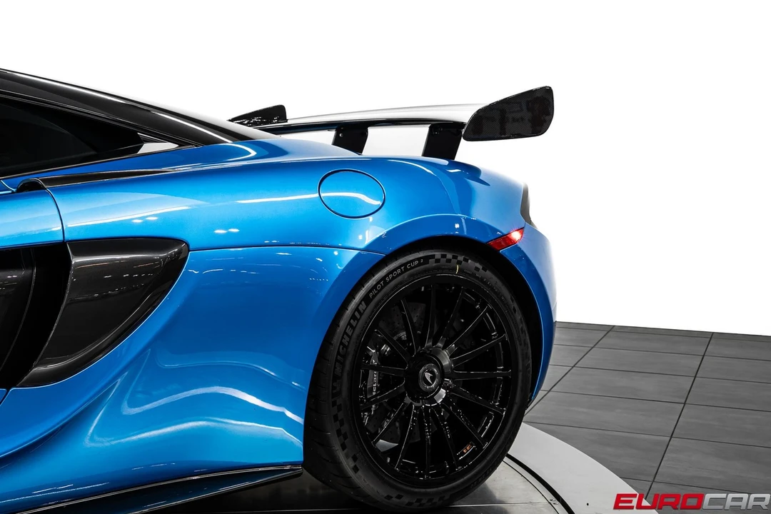 2020 McLaren 620R - Image 23 of 31