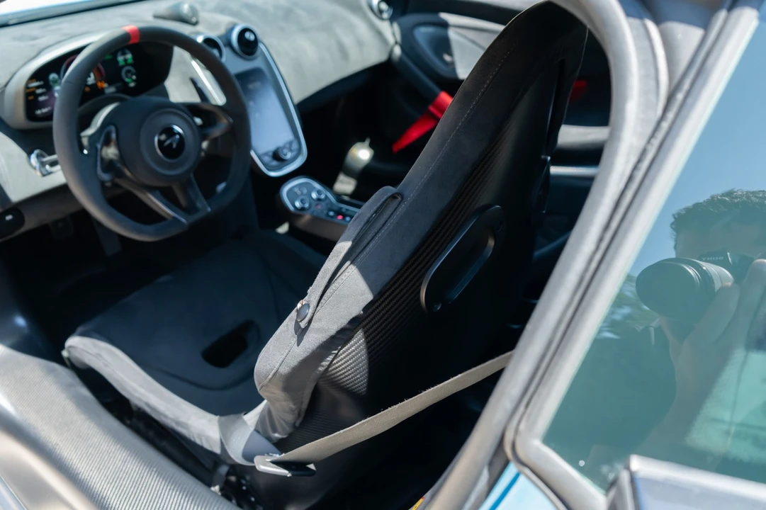 2020 McLaren 620R - Image 29 of 31