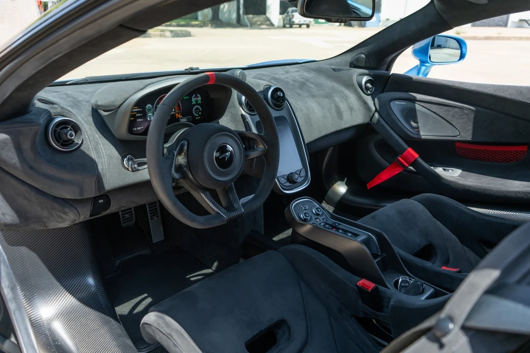 2020 McLaren 620R - Image 5 of 31