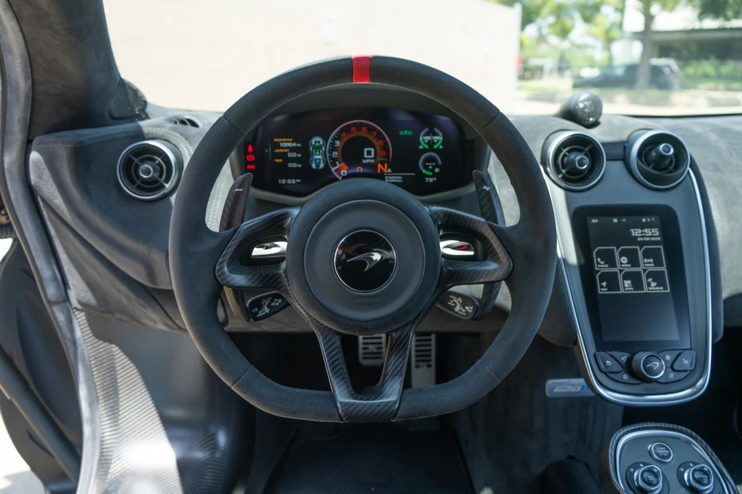 2020 McLaren 620R - Image 10 of 31