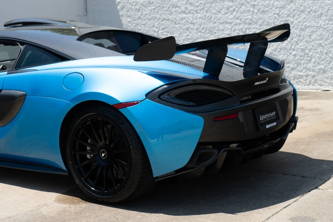2020 McLaren 620R - Image 17 of 31
