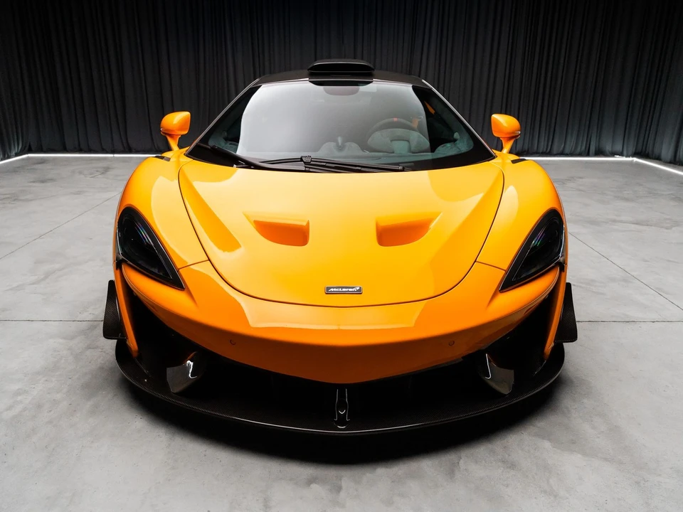 2020 McLaren 620R - Image 10 of 31