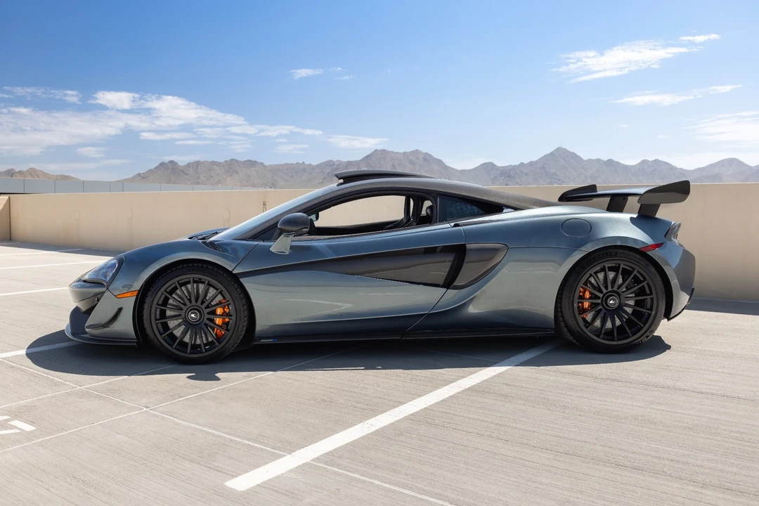 2020 McLaren 620R - Image 5 of 31