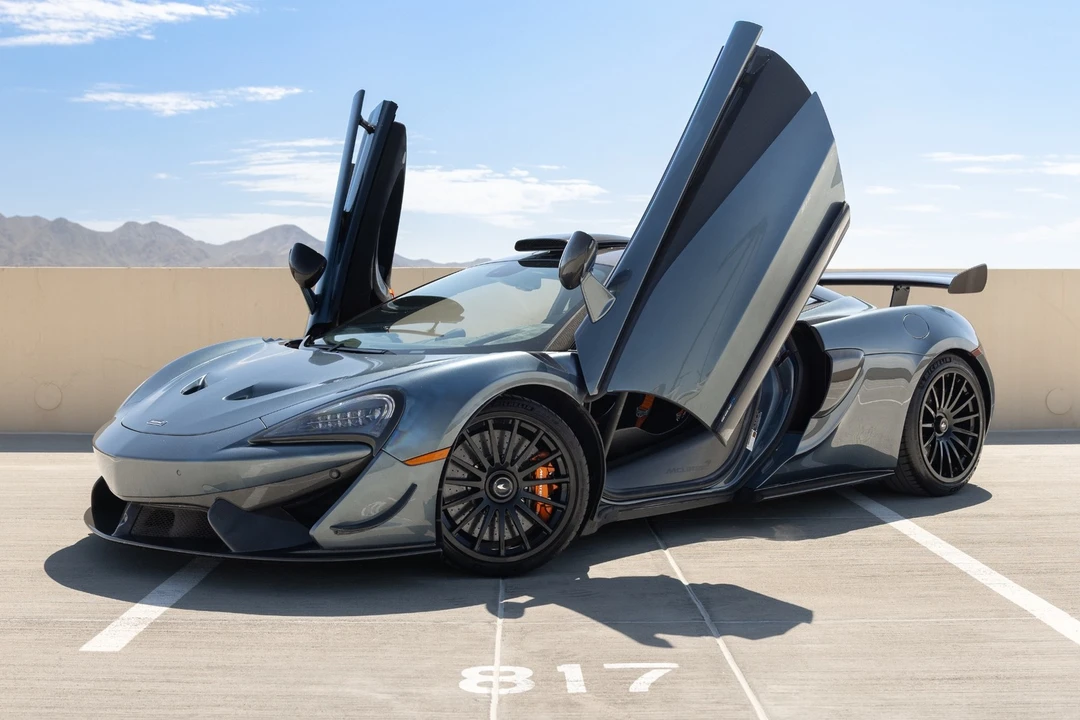 2020 McLaren 620R - Image 10 of 31