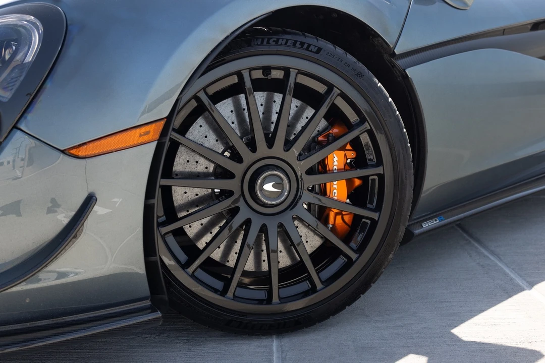 2020 McLaren 620R - Image 11 of 31