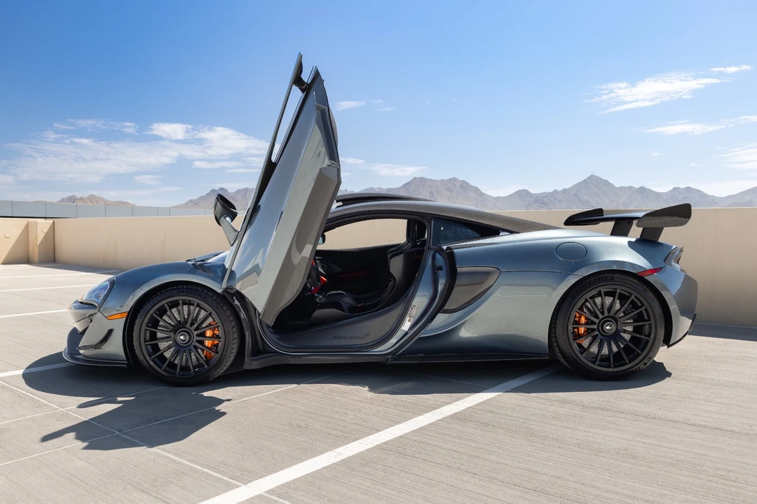 2020 McLaren 620R - Image 15 of 31
