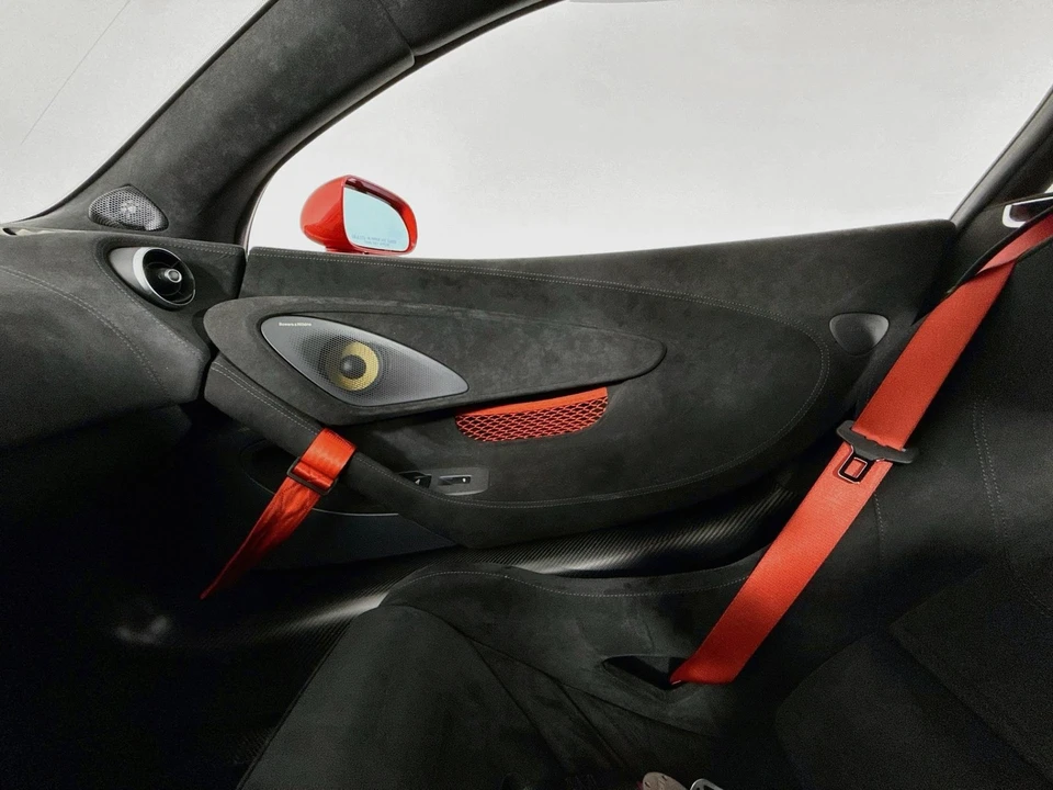 2020 McLaren 620R - Image 25 of 31