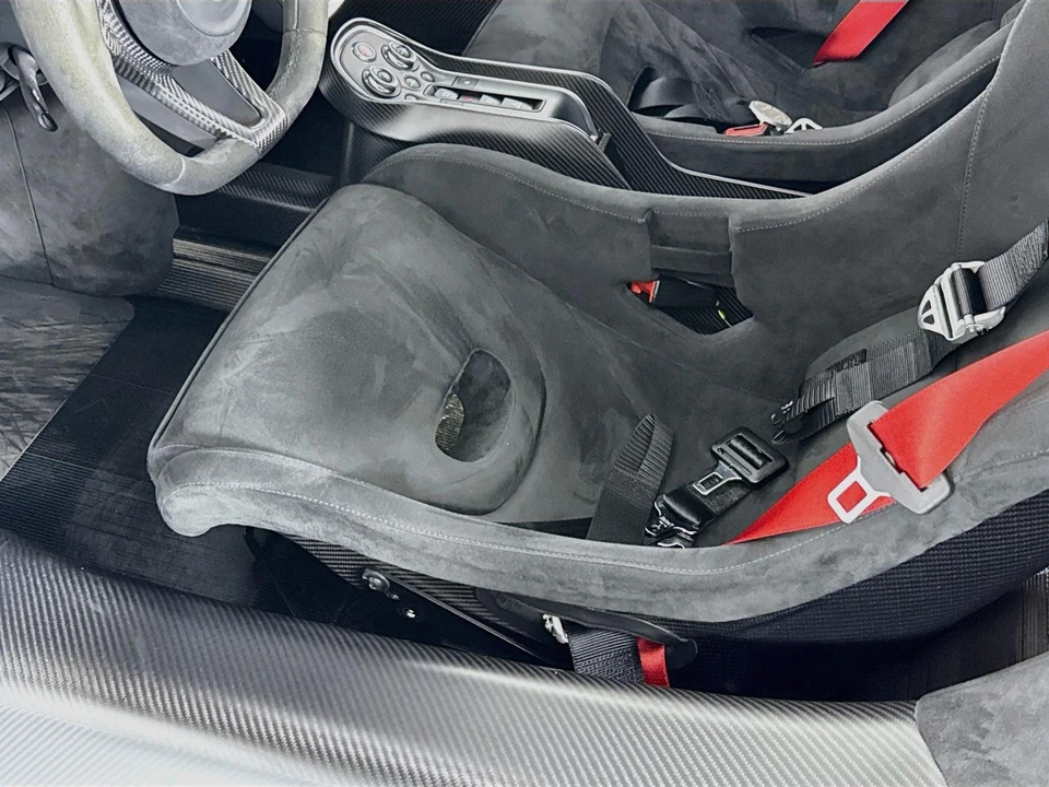 2020 McLaren 620R - Image 21 of 31