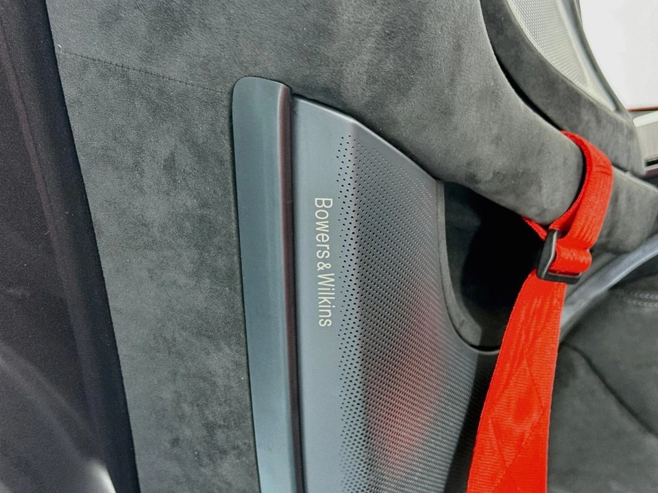 2020 McLaren 620R - Image 20 of 31