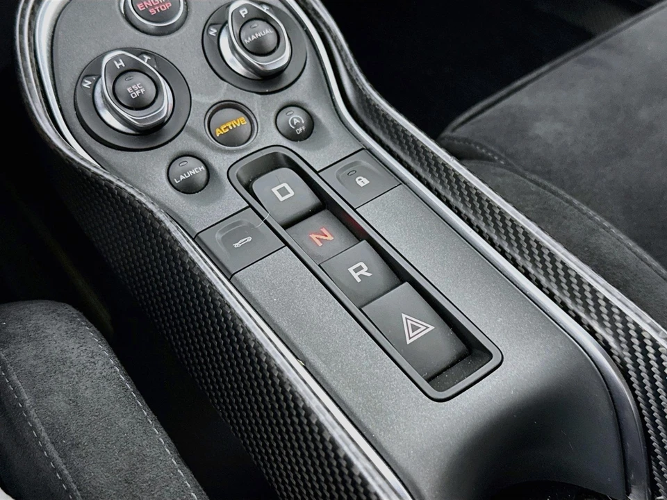 2020 McLaren 620R - Image 18 of 31