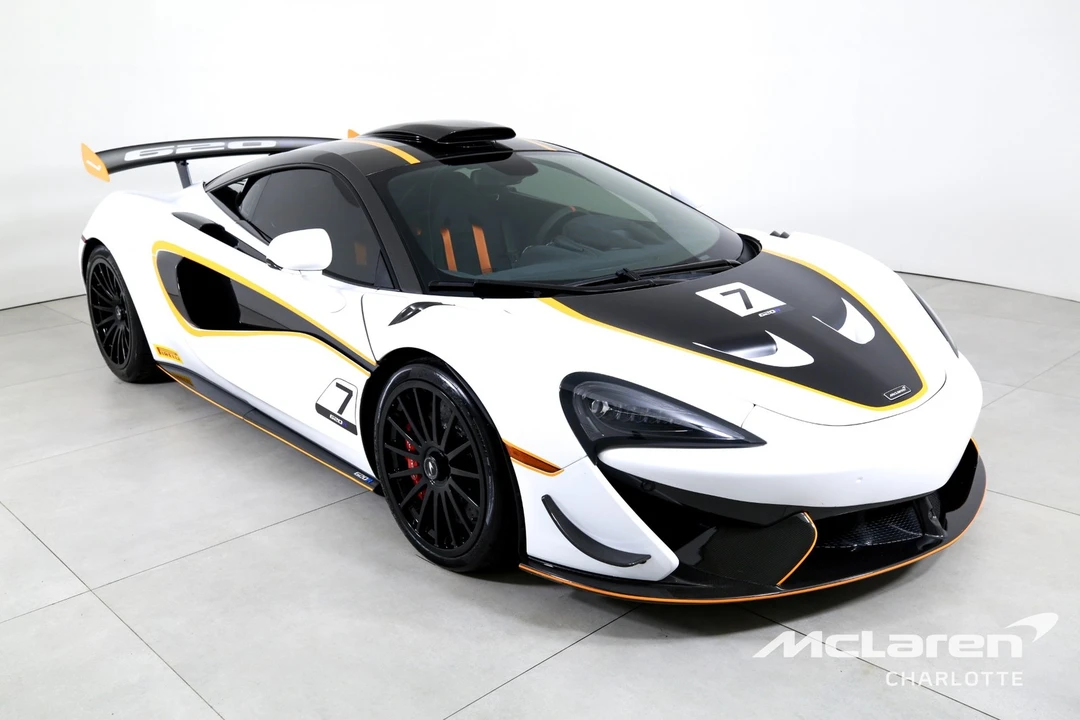 2020 McLaren 620R - Image 3 of 31