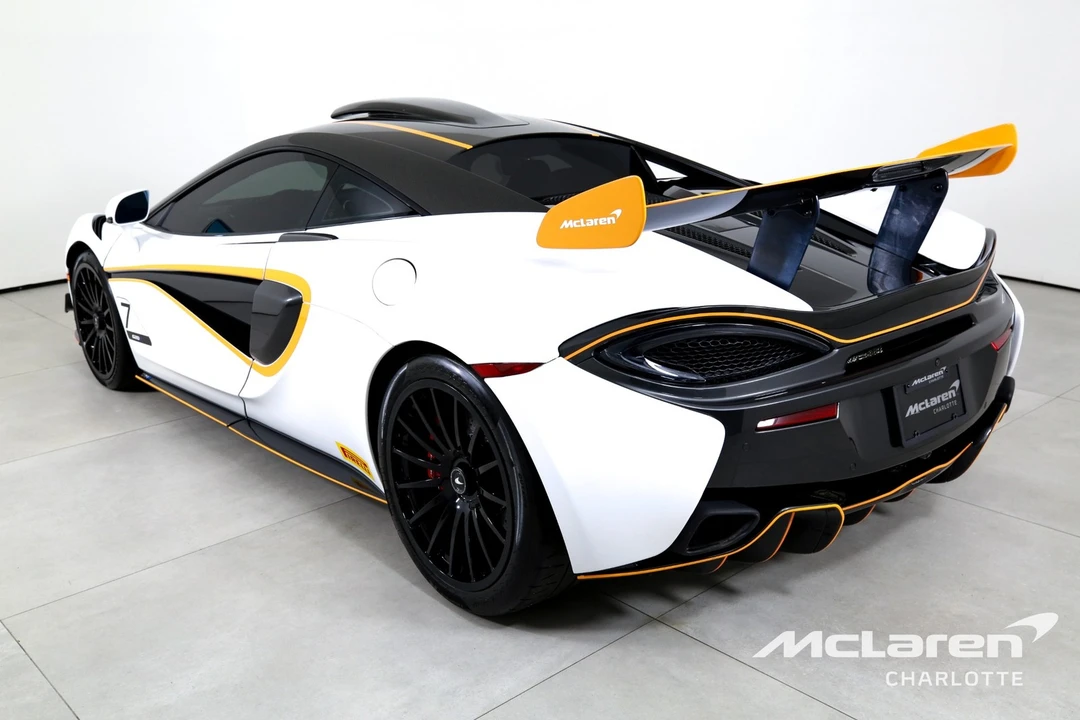 2020 McLaren 620R - Image 7 of 31