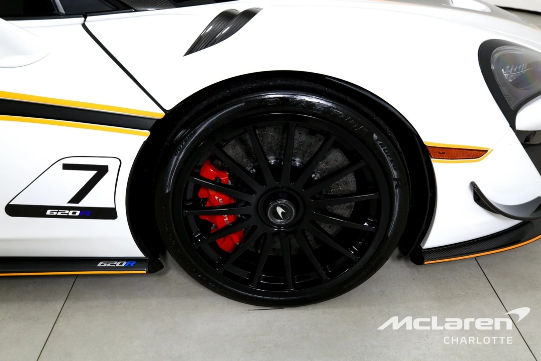 2020 McLaren 620R - Image 27 of 31