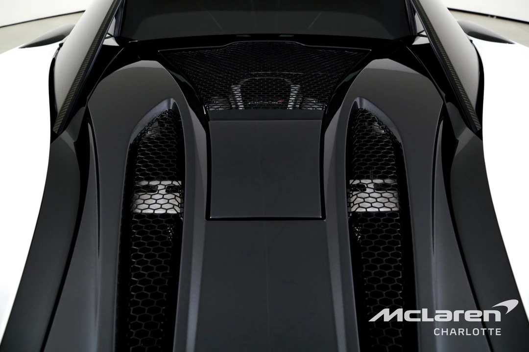 2020 McLaren 620R - Image 25 of 31