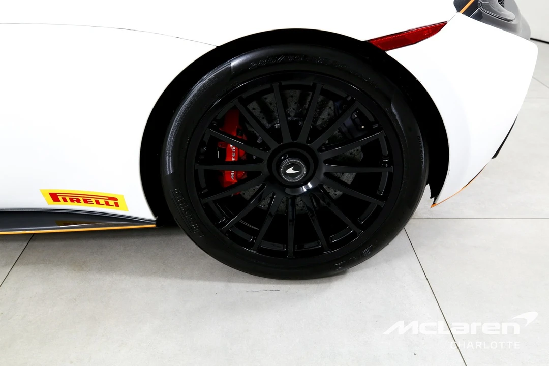 2020 McLaren 620R - Image 29 of 31