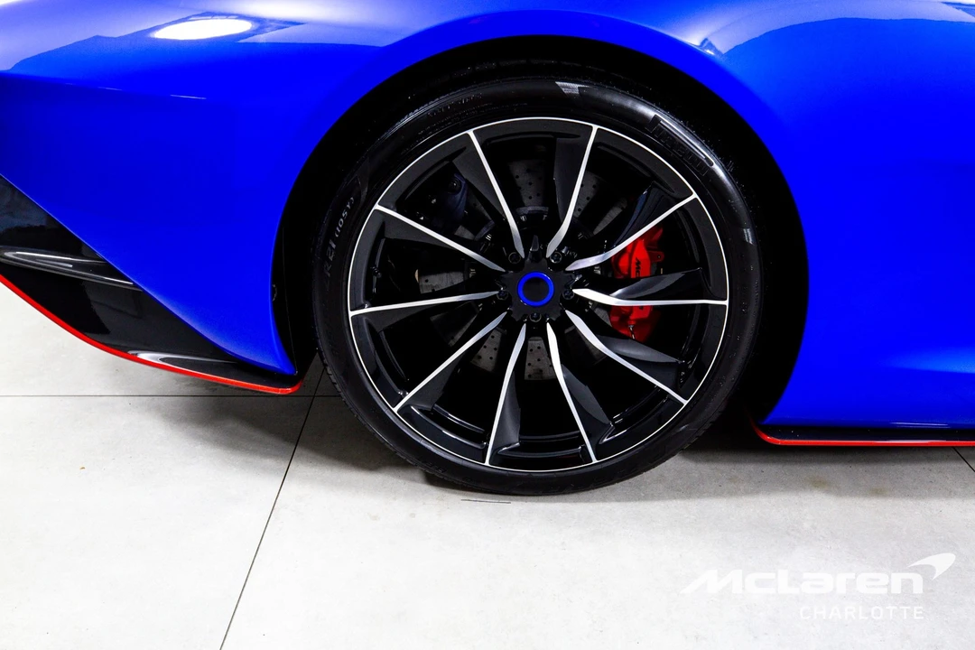 2020 McLaren Speedtail - Image 30 of 31