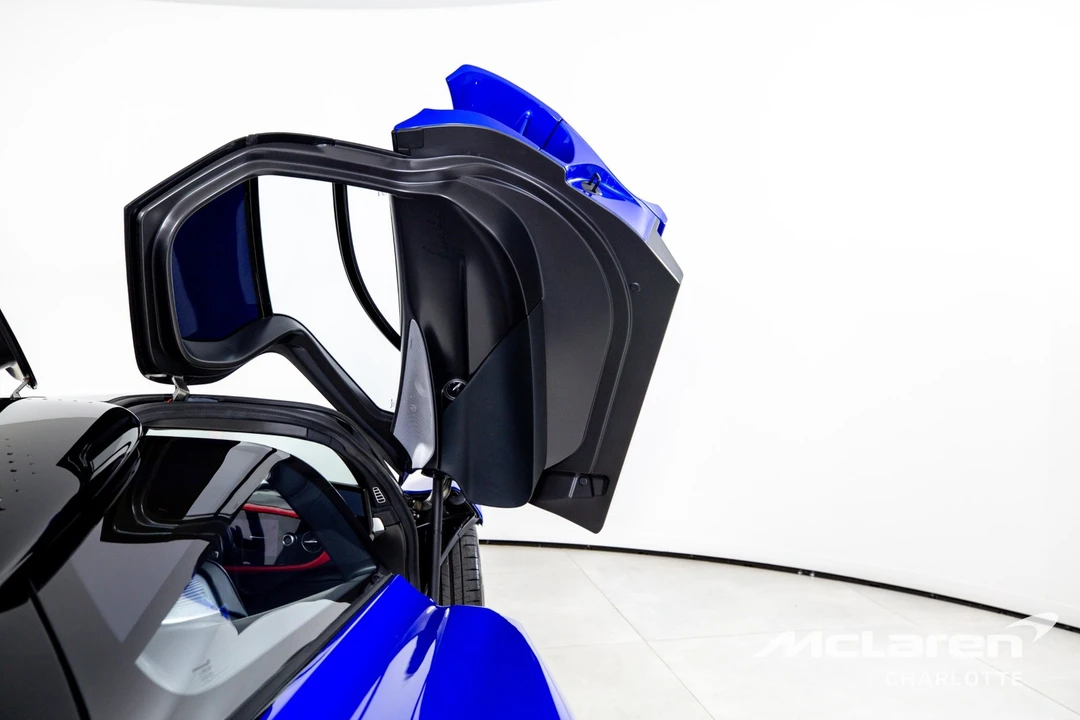 2020 McLaren Speedtail - Image 19 of 31