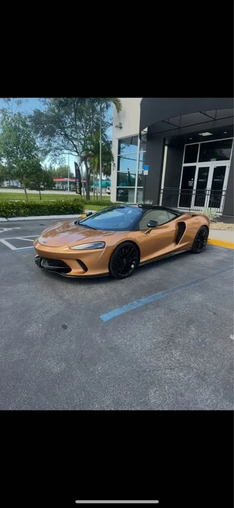 2020 McLaren GT - Image 2 of 10