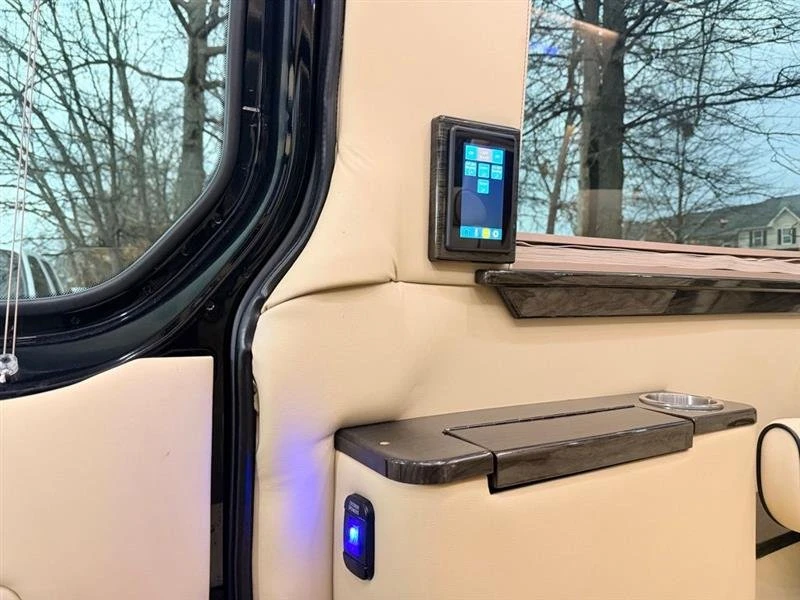 2020 Mercedes-Benz VS30 Sprinter - Image 18 of 20