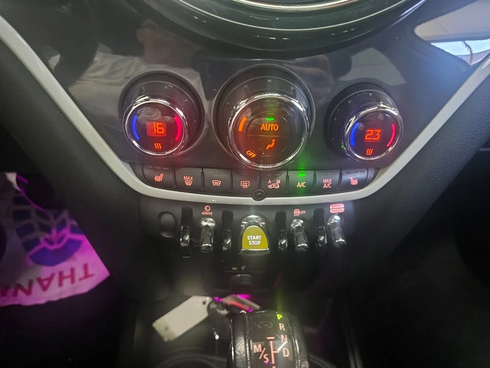 2020 Mini Mini Cooper S 3rd Gen - Image 18 of 19