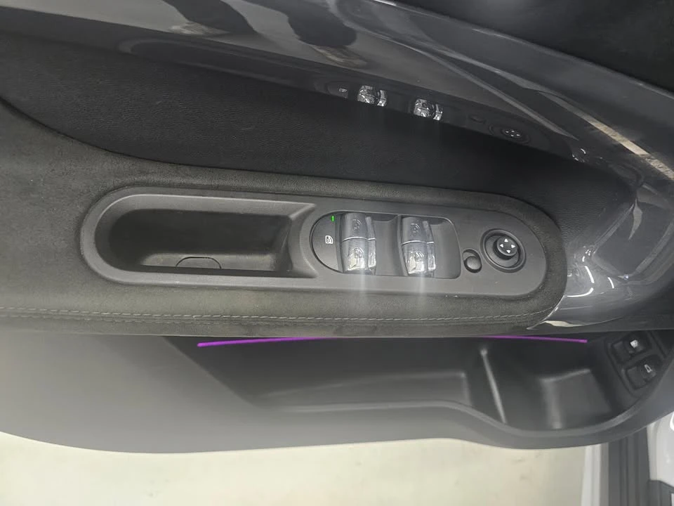 2020 Mini Mini Cooper S 3rd Gen - Image 9 of 19