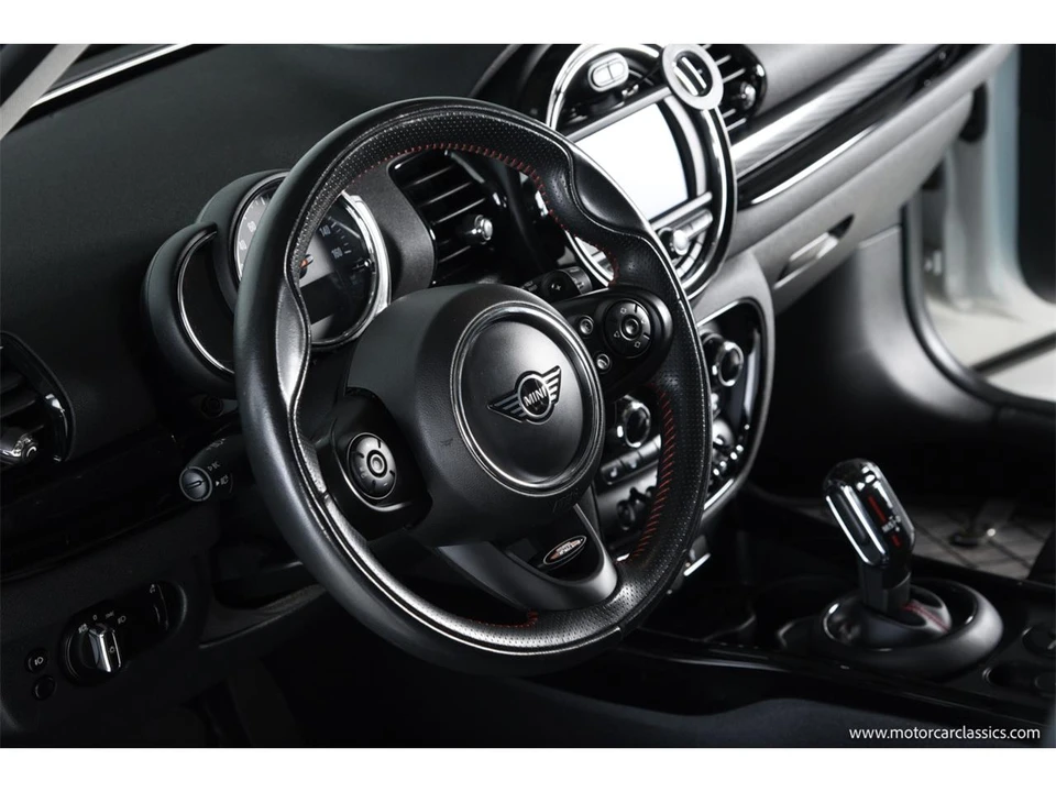 2020 Mini Clubman 2nd Gen - Image 24 of 31