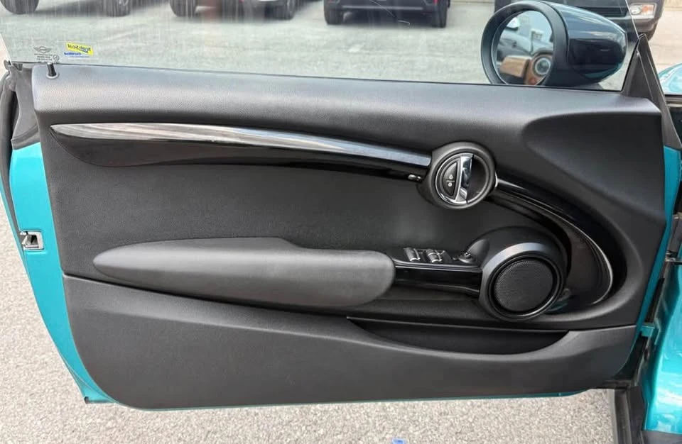 2020 Mini Mini 3rd Gen - Image 7 of 13