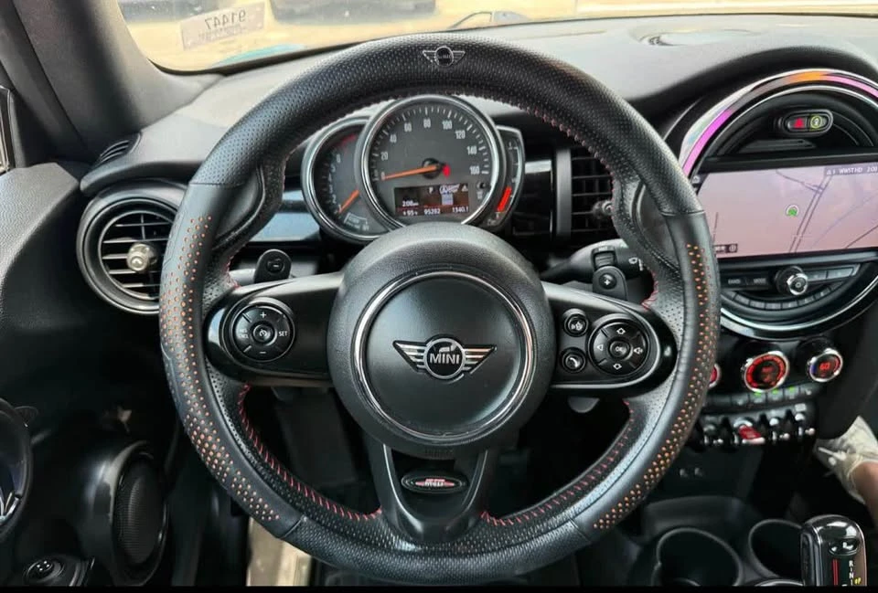 2020 Mini Mini 3rd Gen - Image 12 of 13