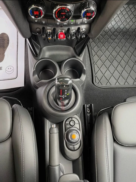 2020 Mini Mini Cooper S 3rd Gen - Image 5 of 10