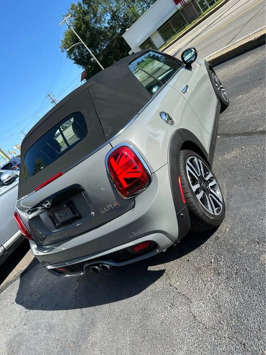 2020 Mini Mini 3rd Gen - Image 4 of 16