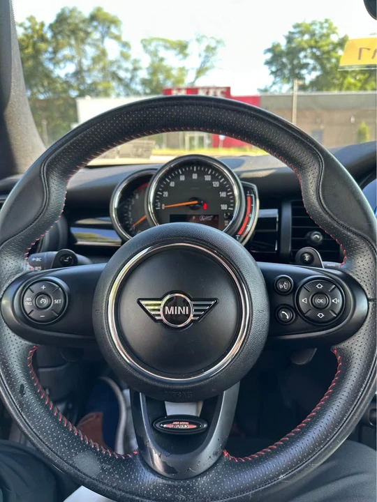 2020 Mini Mini 3rd Gen - Image 13 of 16