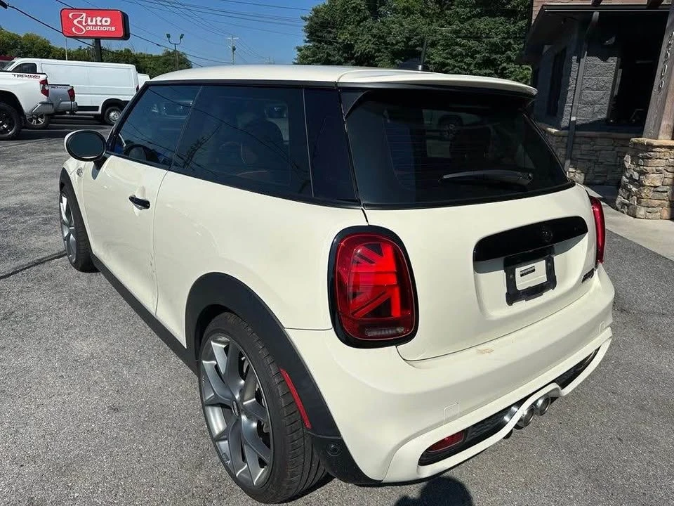 2020 Mini Mini 3rd Gen - Image 3 of 6