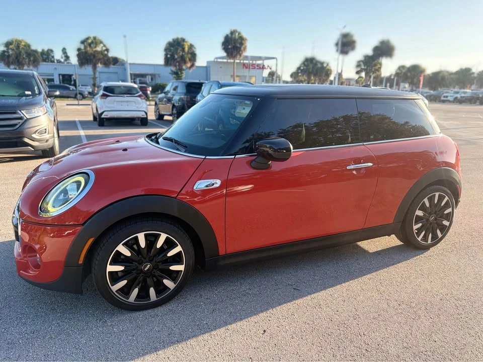 2020 Mini Mini 3rd Gen - Image 8 of 12