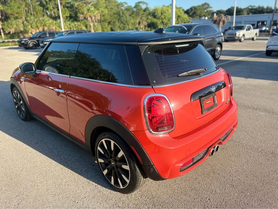 2020 Mini Mini 3rd Gen - Image 9 of 12