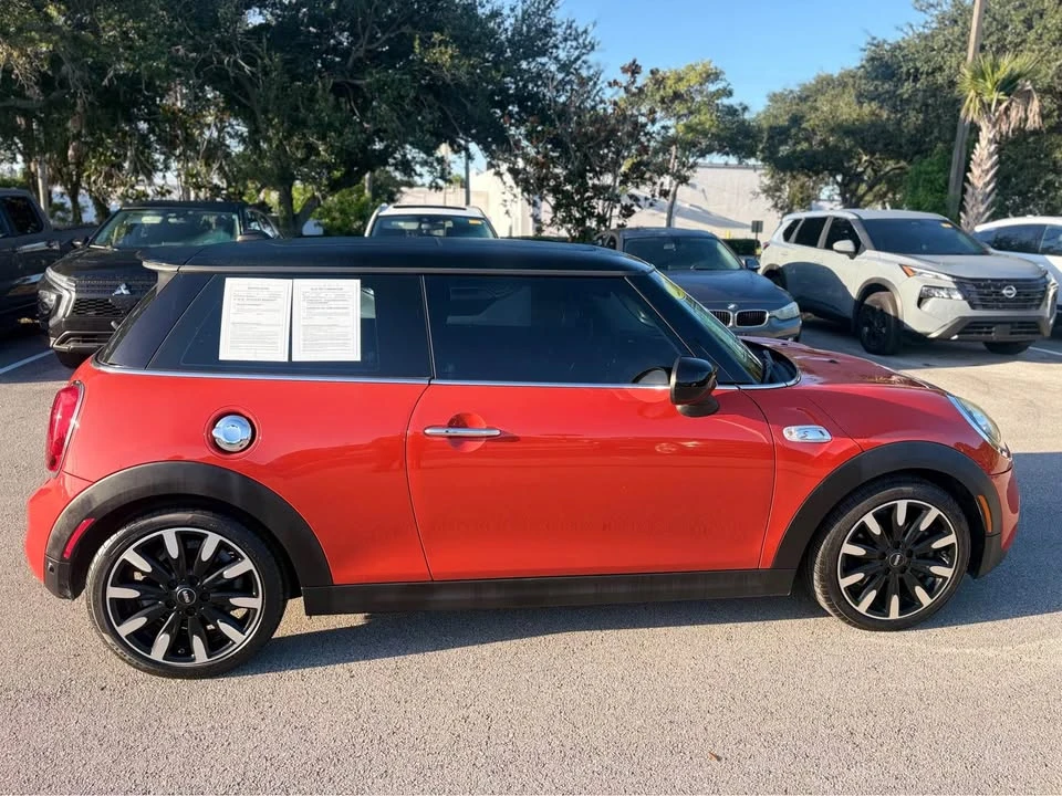 2020 Mini Mini 3rd Gen - Image 11 of 12